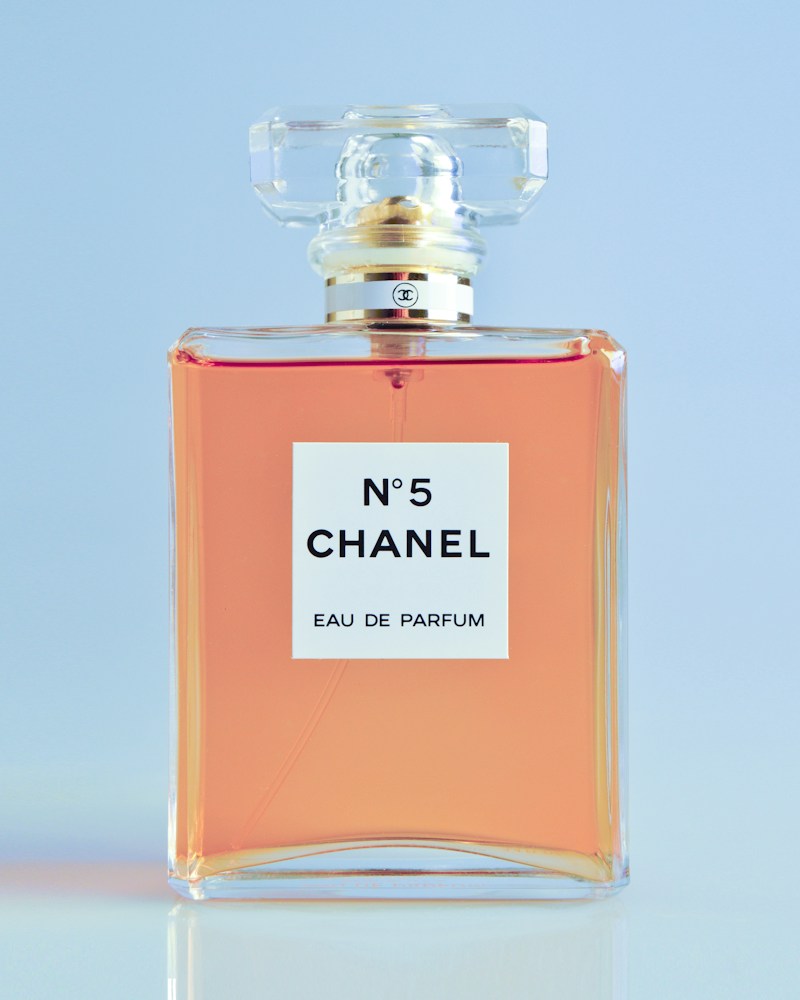 نوار آمبر - Noir Ambre